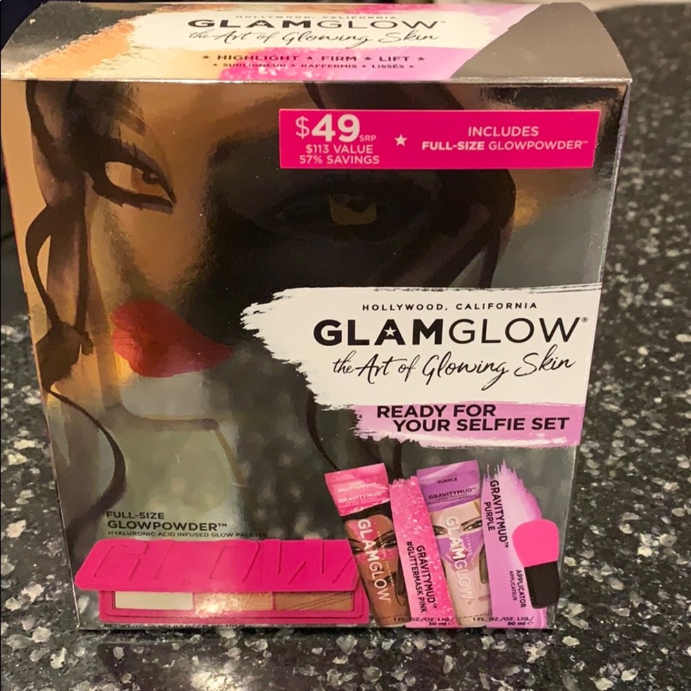 GlamGlow the Art of Glowing Skin